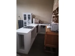 Secure 1-Bedroom Cottage In Avara Estate