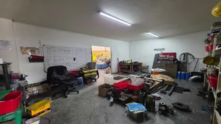 Industrial Investment Unit FOR SALE in Anderbolt