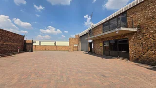 Mini Industrial Park FOR SALE in Anderbolt, Boksburg