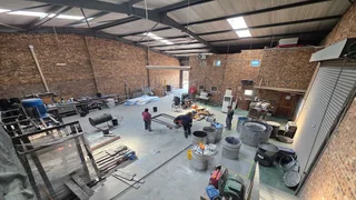 Mini Industrial Park FOR SALE in Anderbolt, Boksburg