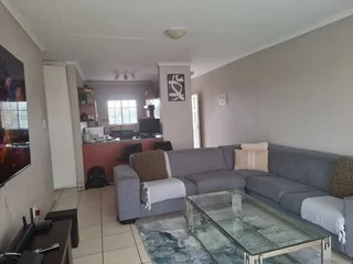 3 bedrooms Apartment for sale