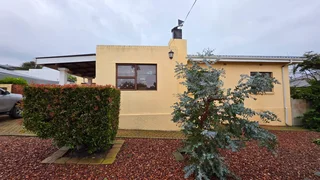 House For Sale in Da Nova, Mossel Bay