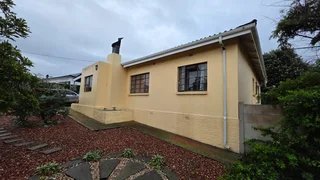 House For Sale in Da Nova, Mossel Bay