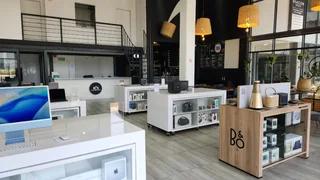 Prime Commercial Retail Space Available To Let in Umhlanga.