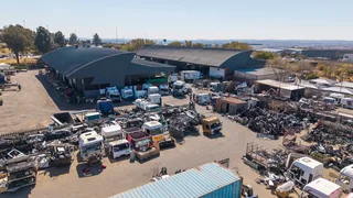 Free standing and Highway facing Industrial facility To Let