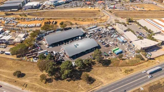 Free standing and Highway facing Industrial facility To Let