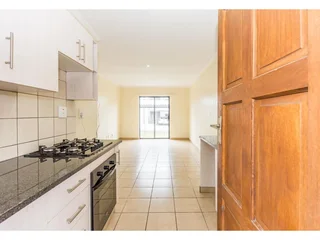 Secure 2-Bedroom And 1-Bathroom Apartment In Country View