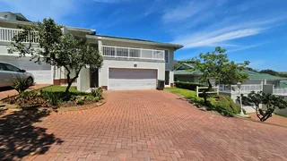 Modern 4-Bedroom Townhouse in The Wolds, Kindlewood Estate – Mount Edgecombe