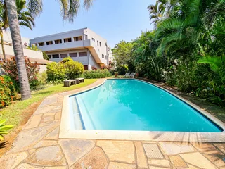 Ground Level Lock Up And Go Simplex  In The Heart Of Umhlanga