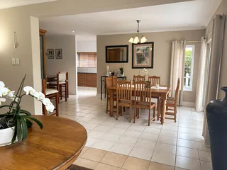 Luxurious 3-Bedroom Home with Pool and Loft — Experience Prestigious Golf Estate Living