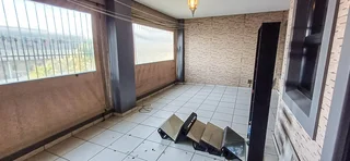 Upper Glenwood meets upper class Apartment - Pet Friendly