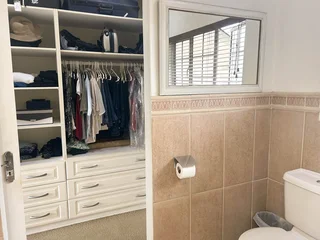 Luxurious 3-Bedroom Home with Pool and Loft — Experience Prestigious Golf Estate Living