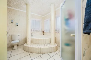 TRIPLE LIVING AT ITS BEST / DEVELOPMENT OPPORTUNITY