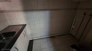 “Comfort, Space &amp; Convenience – 5-Bedroom Home with Multiple Garages”