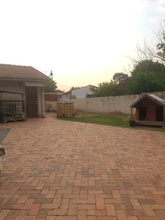 Opportunity Awaits: Spacious 3-Bedroom Home with Private 1-Bedroom Flatlet in Secure Dewald Hatti...