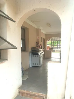 Opportunity Awaits: Spacious 3-Bedroom Home with Private 1-Bedroom Flatlet in Secure Dewald Hatti...