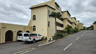 Prime Property Presents: Modern 1-Bed Apartment at River Glades, Riverside – Durban North