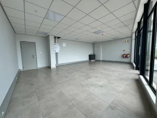 Upscale &amp; Appealing Space For Retail Establishment To Let