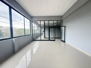 Prime First-Floor Retail Space in Avoca