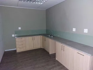 579 sqm Office to Let in Bedfordview