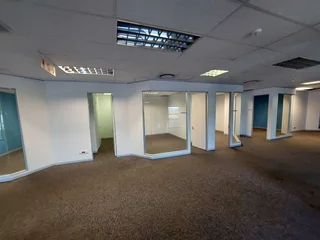 579 sqm Office to Let in Bedfordview