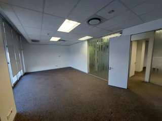 579 sqm Office to Let in Bedfordview