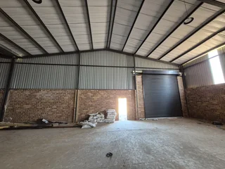 2,040sqm Move-In Ready Modern Warehousing in Shaft 17 – Limited Availability