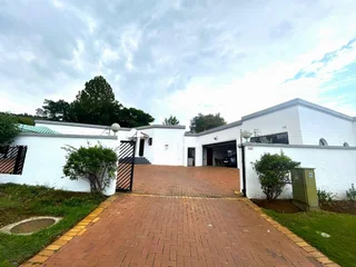 Charming Family Home with Pool and Scenic Views in Glenvista