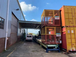 1300m2 Warehouse with 1800m2 Yard and 1100 Amps and Large office, change room and canteen