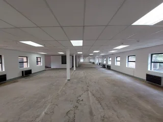 2318 sqm Office to Let in Bedfordview