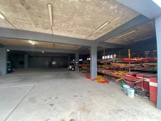 1300m2 Warehouse with 1800m2 Yard and 1100 Amps and Large office, change room and canteen