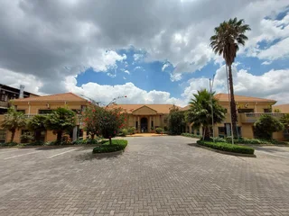 2318 sqm Office to Let in Bedfordview