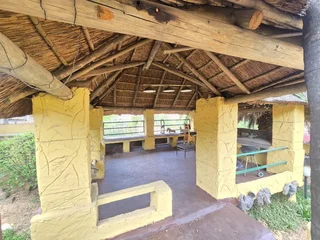 **Charming Family Home in Secure Bassonia**