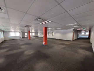 708 sqm Ground Floor Office to Let