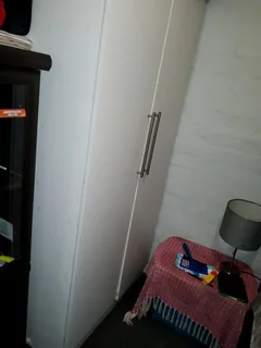 **Charming 2-Bedroom Flat in Secure, Family-Friendly Complex**