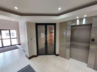 708 sqm Ground Floor Office to Let