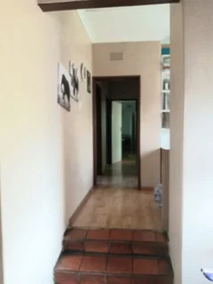 Secure 2,5-Bedroom  And 1-Bathroom Apartment In Unit 1a Cromwell