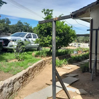 Secure 2,5-Bedroom  And 1-Bathroom Apartment In Unit 1a Cromwell