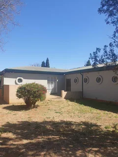 Fixer-Upper Opportunity in Western Extension, Benoni - Perfect for Investors or DIY Enthusiasts