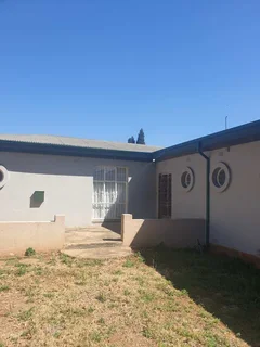 Fixer-Upper Opportunity in Western Extension, Benoni - Perfect for Investors or DIY Enthusiasts