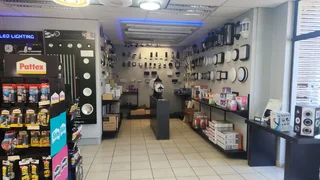 N2 Business Park - Prime commercial unit available for rental in Umhlanga Ridge.