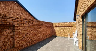 Modern 3-Bedroom Cluster Home | Exclusive Complex Living in Raceview