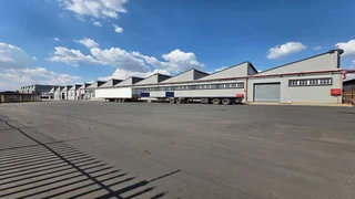 4,280  Warehouse TO LET in a Secure Park in Boksburg East