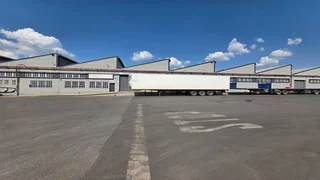 4,280  Warehouse TO LET in a Secure Park in Boksburg East