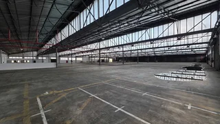 4,280  Warehouse TO LET in a Secure Park in Boksburg East