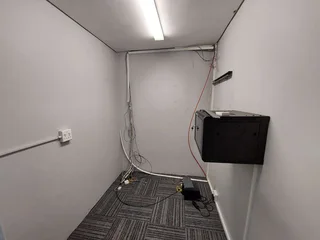 225 sqm Office to Let in Bedfordview