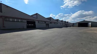 4,280  Warehouse TO LET in a Secure Park in Boksburg East