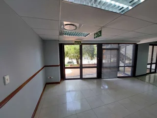 225 sqm Office to Let in Bedfordview