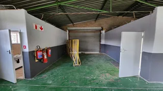 512 sq. meter Industrial in Anderbolt To Rent