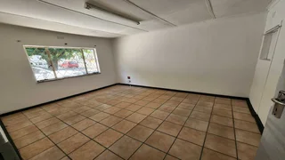 512 sq. meter Industrial in Anderbolt To Rent